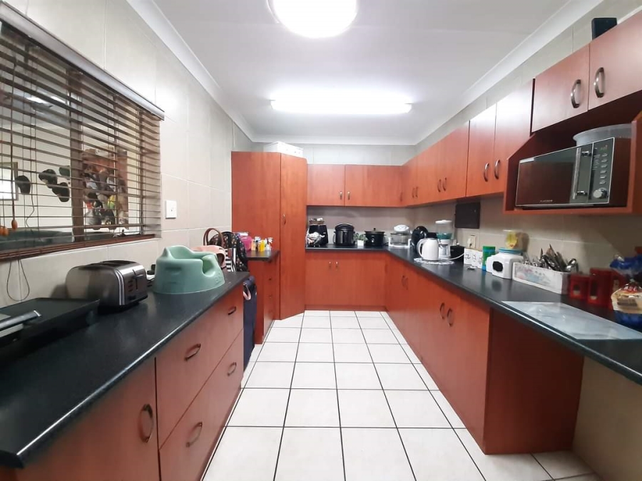 3 Bedroom Property for Sale in Vaalpark Free State